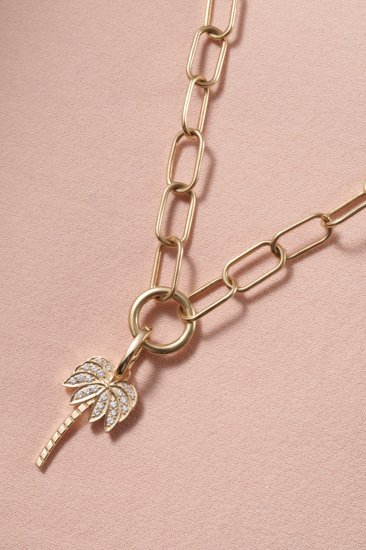 Palm Tree Charm - Diamonds & 9-Karat Gold -Pre-Order