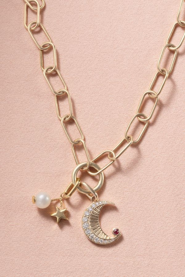 Travel Charm Chain Necklace | 9-Karat Gold