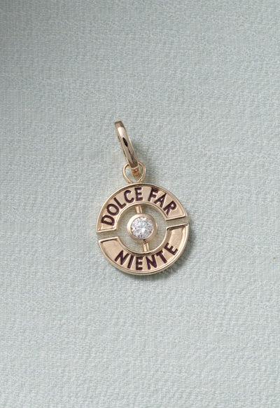 Dolce Far Niente Charm | 9-Karat Gold