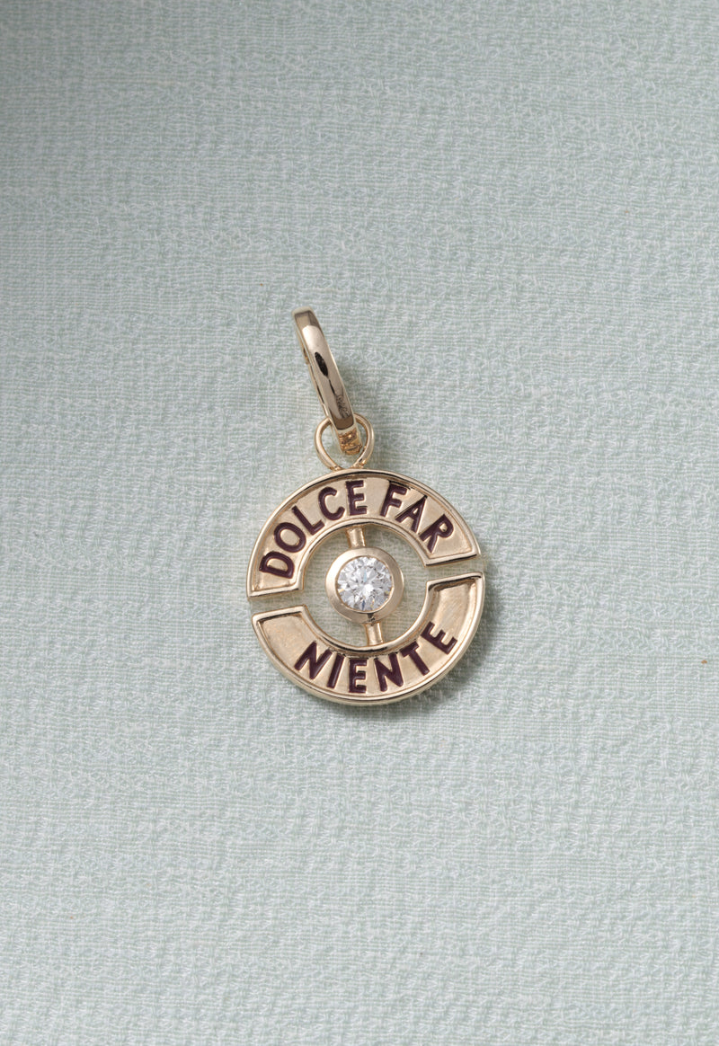 Dolce Far Niente Charm | 9-Karat Gold