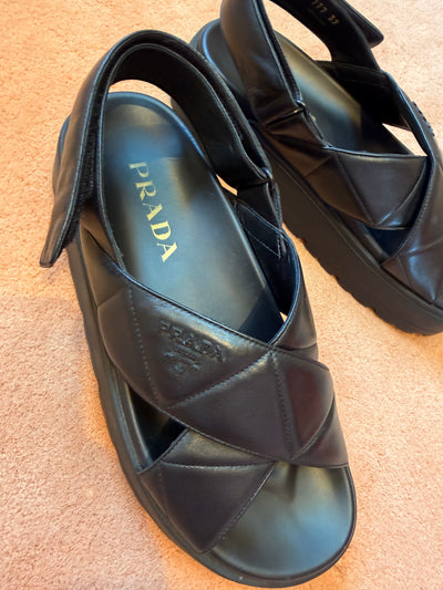 Prada criss cross leather sandal s39
