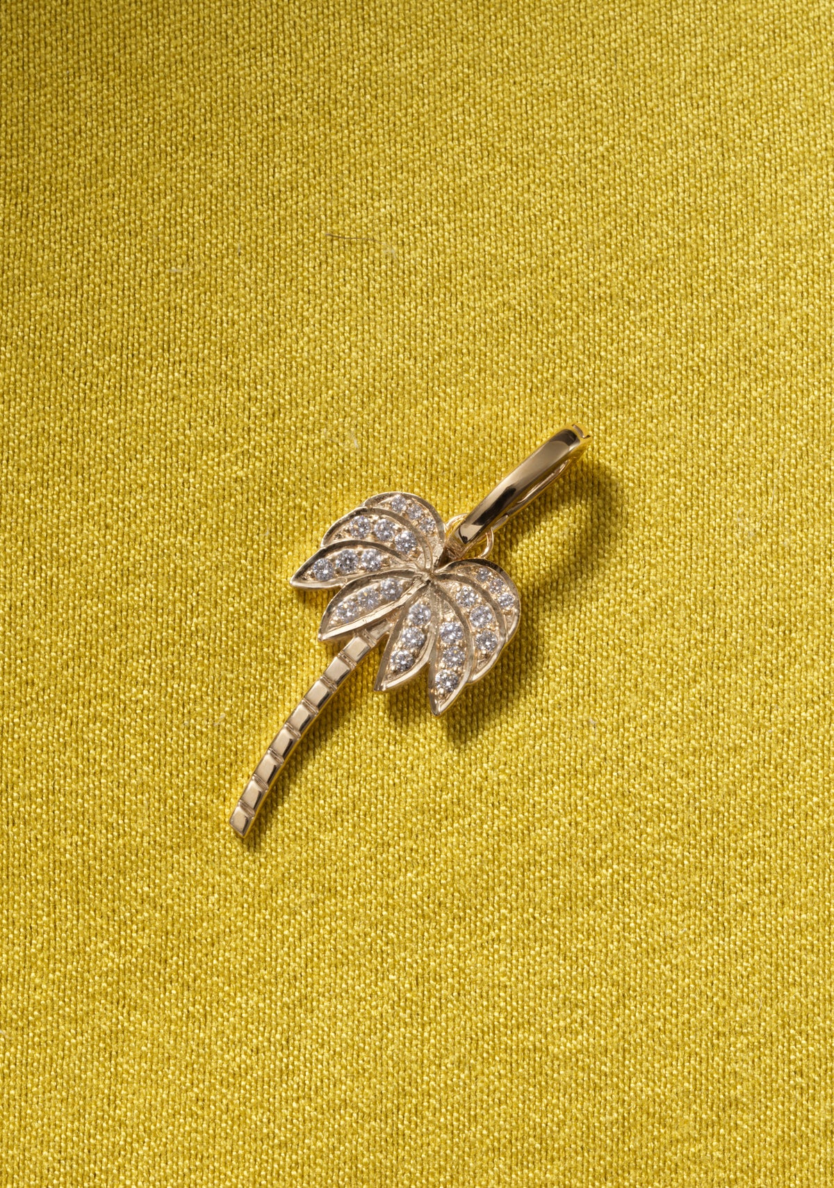 Palm Tree Charm - Diamonds & 9-Karat Gold -Pre-Order