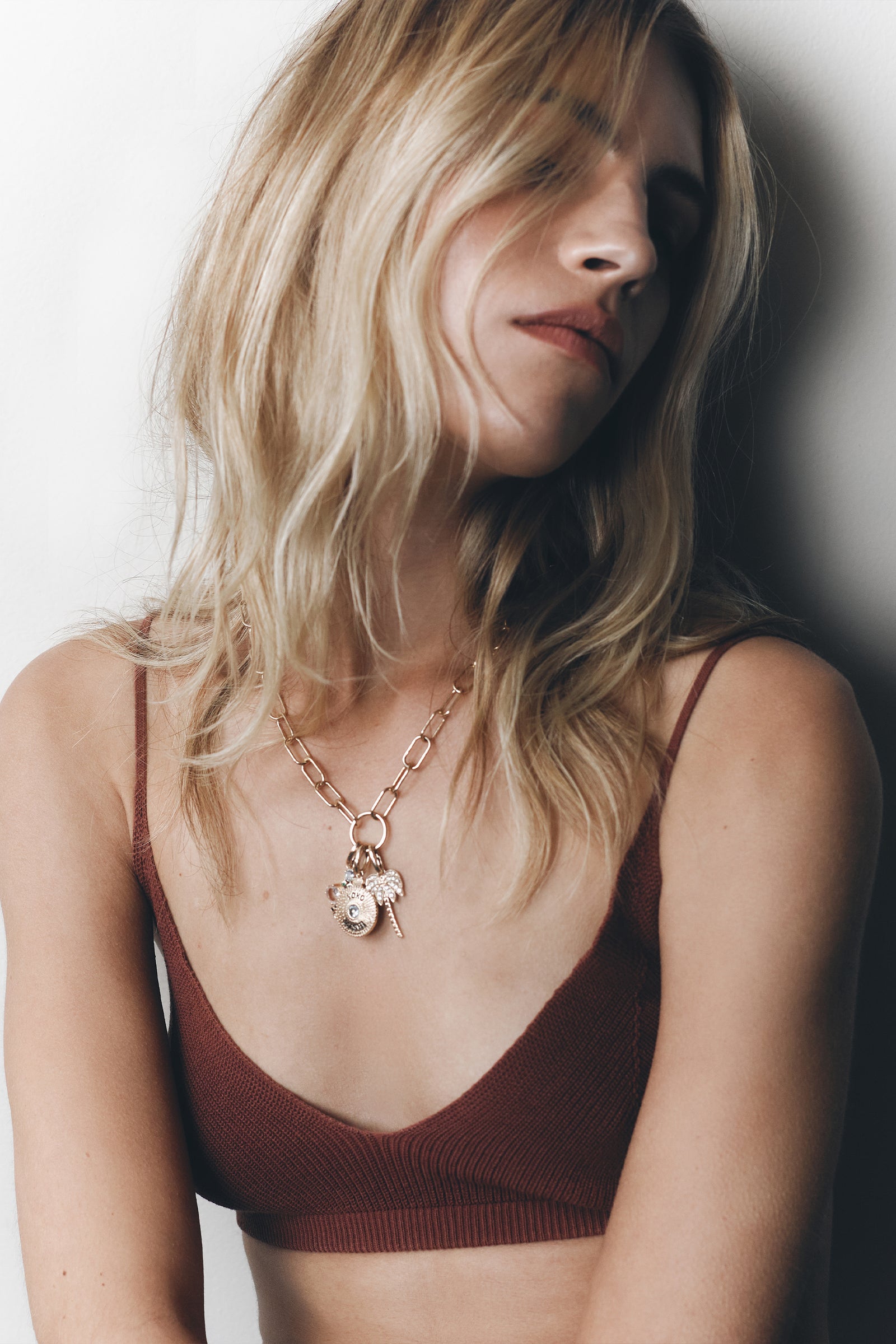 Travel Charm Chain Necklace | 9-Karat Gold