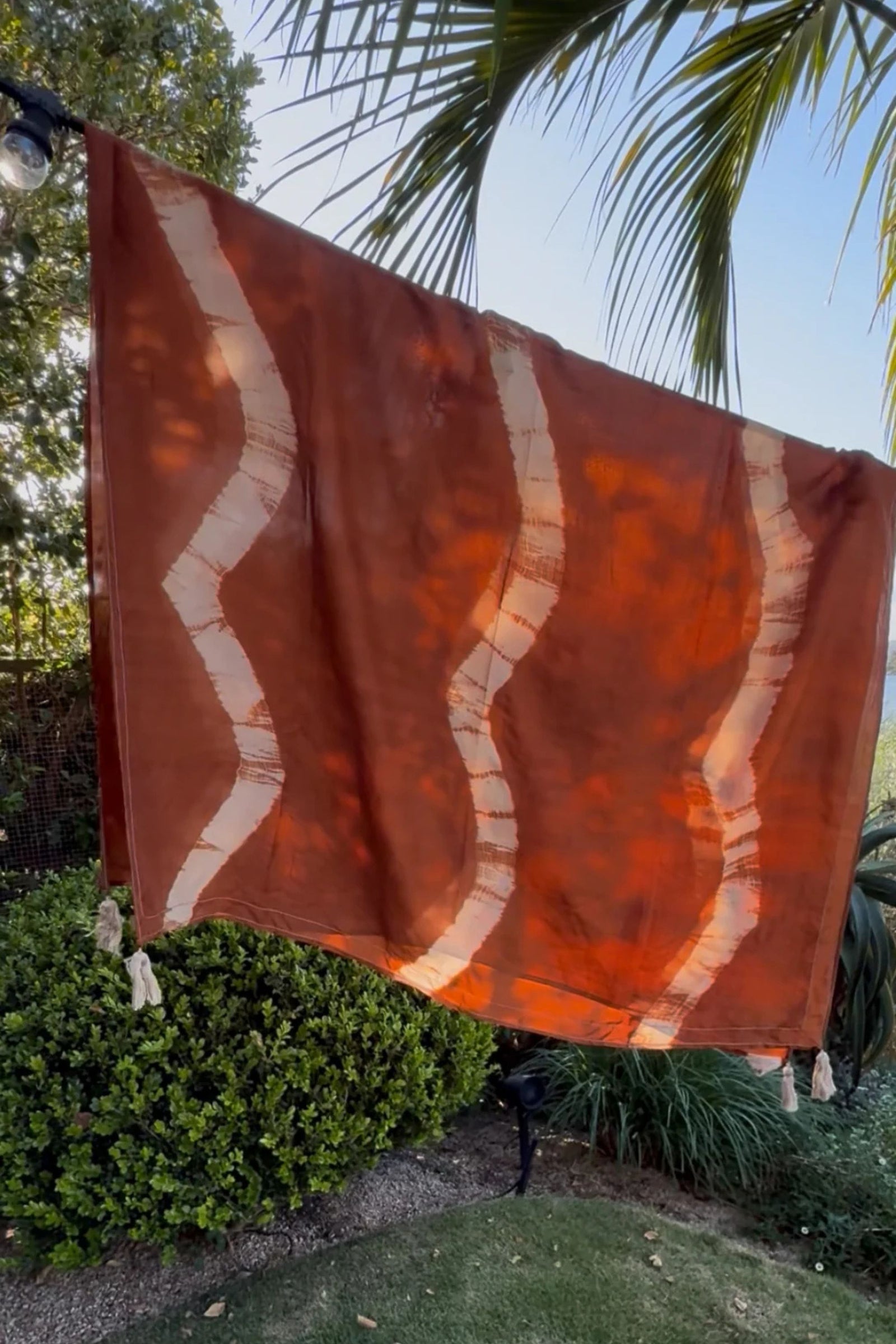 SJC * ELPELUT tie dye silk sarong - Terra
