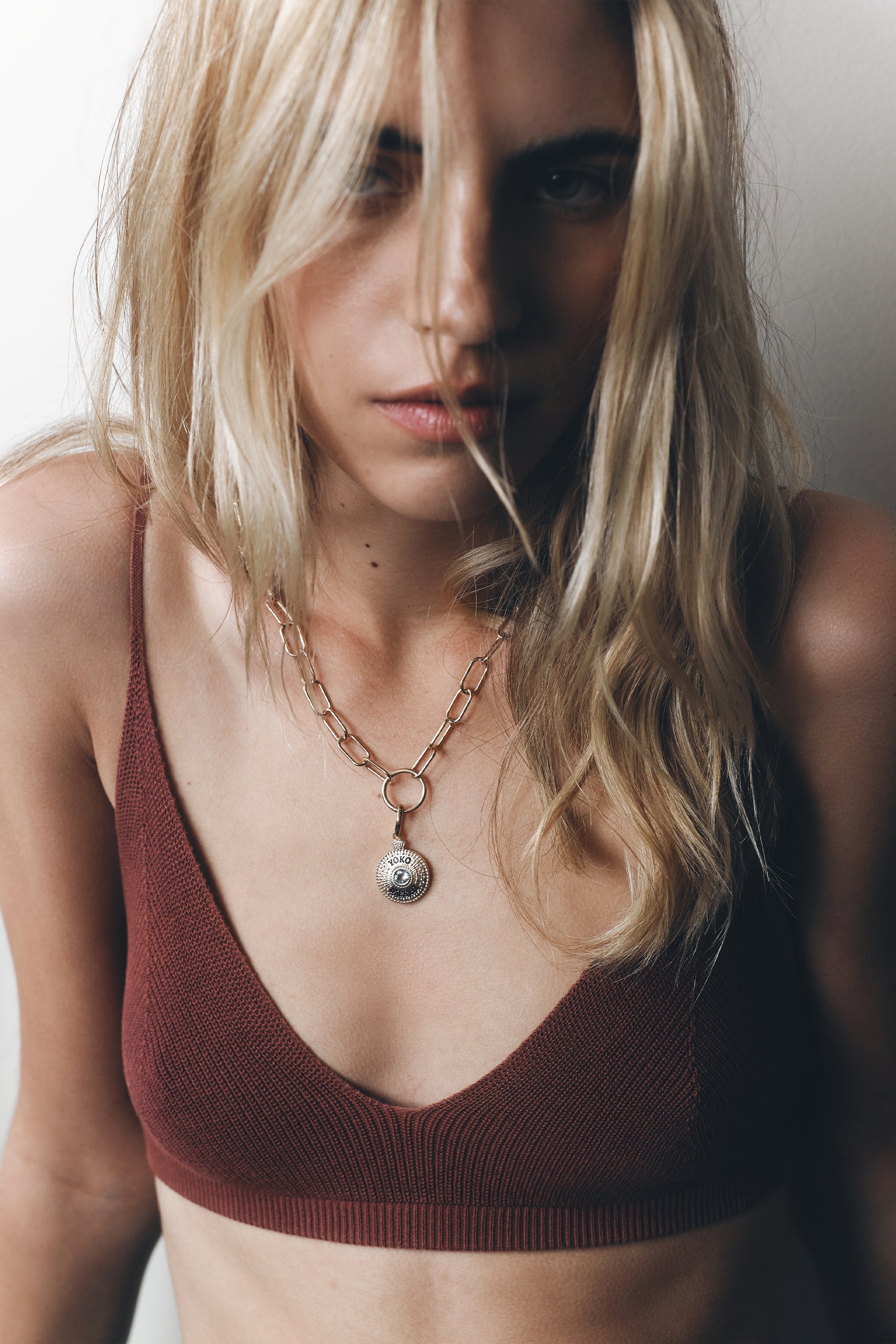 Yoko Meshi Charm | Aquamarine Jewel & 9-Karat Gold